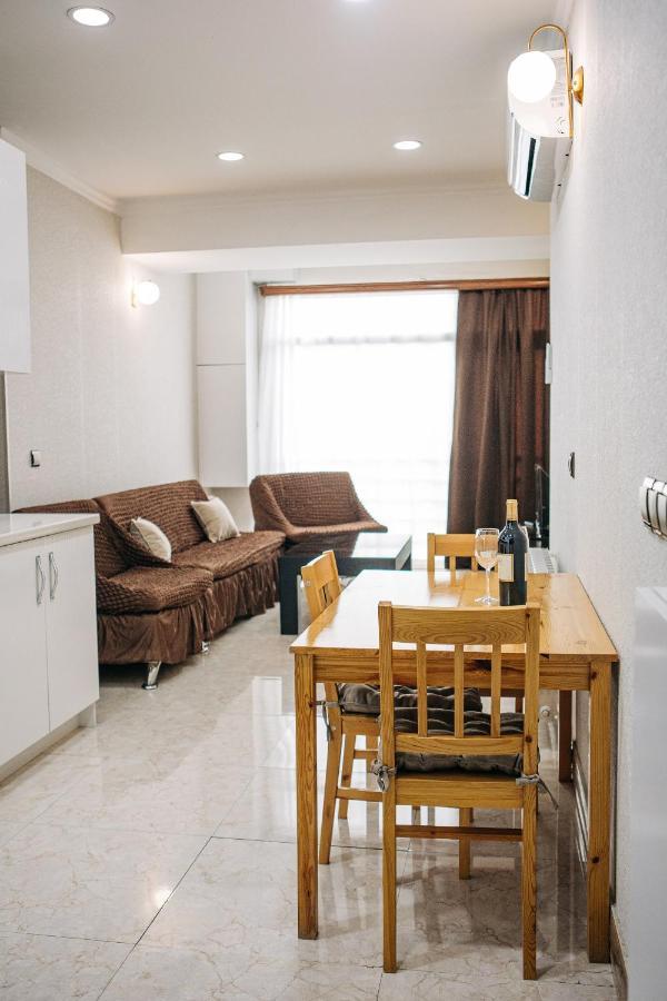 Apartament444 第比利斯 外观 照片